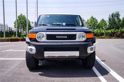 20款丰田FJ酷路泽4.0限量 天津现车实拍