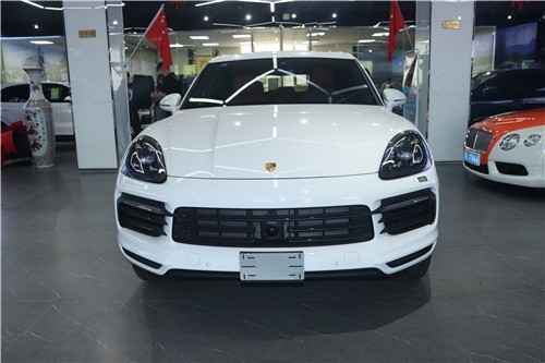 2021款保时捷卡宴3.0加版80余万起手续齐