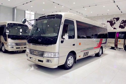 丰田考斯特旗舰店12座价格改装豪华座椅