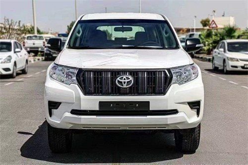 23款丰田霸道2700中东版起步价40多万