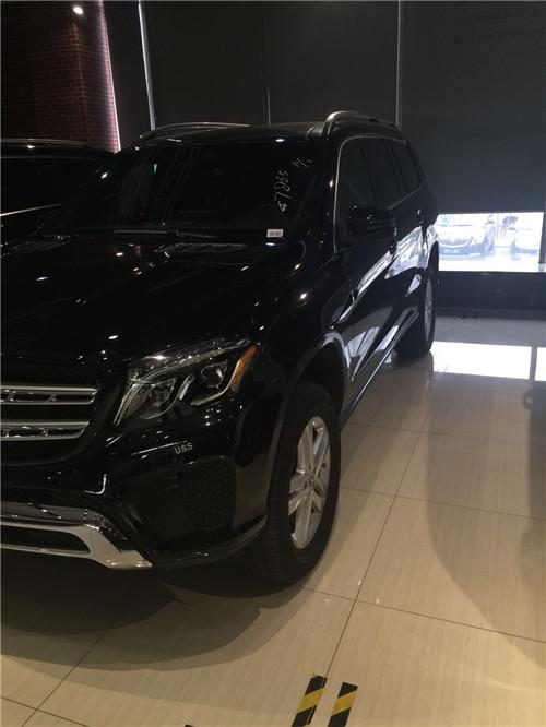 2018款奔驰GLS450 现车到店欢迎来购
