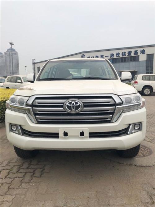 2019款进口丰田酷路泽4600现车价格飙升