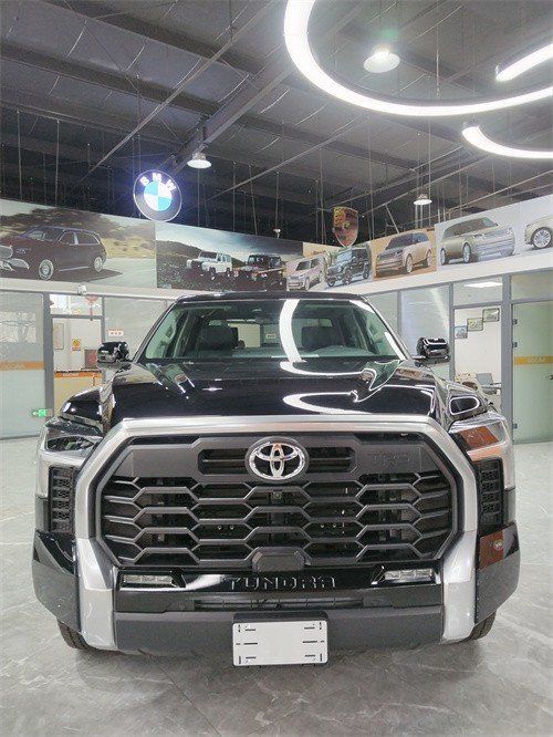 22款丰田坦途皮卡展厅现车火爆优惠促销