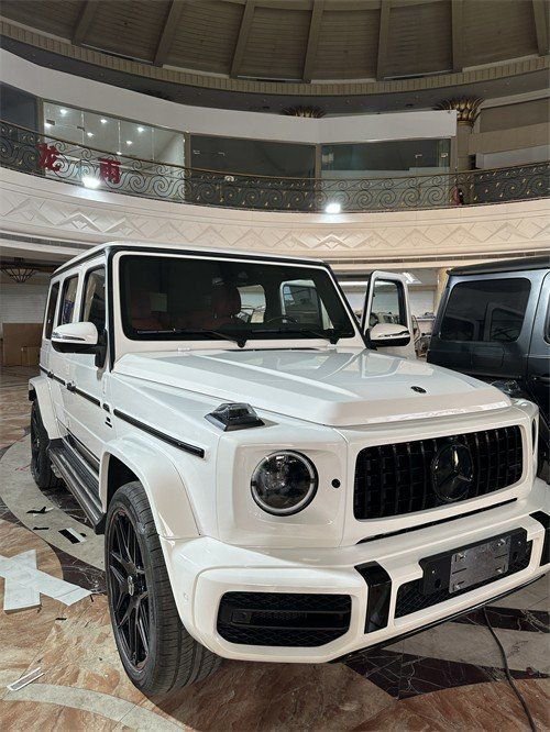 2022款加版奔驰G63现车热促 220万起