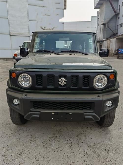 24款铃木吉姆尼1.5三门自动顶配GLX报价