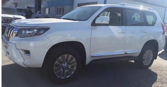 18款中东版丰田霸道2700 最新低价出售