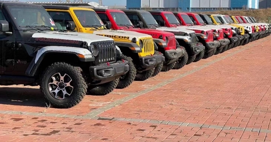 2021款吉普牧马人2.0T颜色丰富现车充足