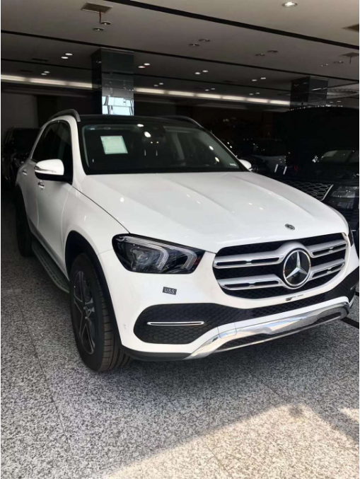 奔驰GLE450白外咖内低价抛售 现车79万