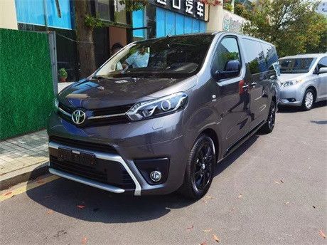 2022款丰田指挥家柴油版现车报价送豪礼