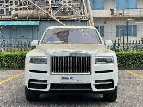 2022款劳斯莱斯库里南现车本周钜惠登场