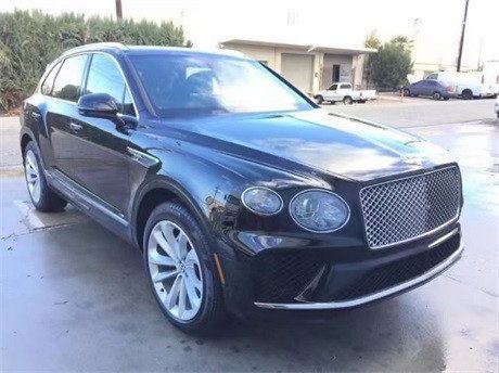 2022款宾利添越美规现车260万豪华配置