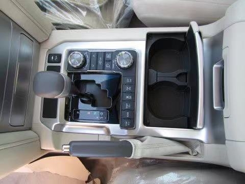 2019款丰田酷路泽5700GTS