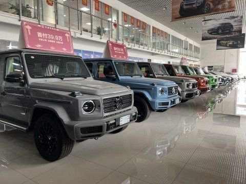 23款路虎卫士柴油版颜色齐配置全价格低