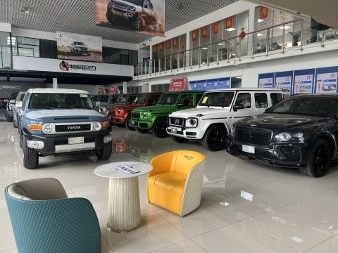 23款奔驰G400D一手车源 配置齐价格低