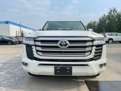 22款丰田酷路泽LC300 4.0L中东版报价