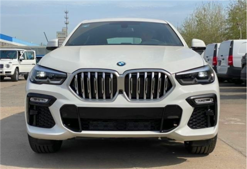 2022款宝马X6国六现车 特价67.5万起售