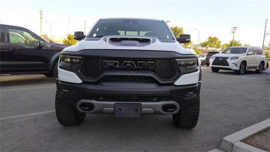 2022款道奇霸王龙6.2大排量自吸现价