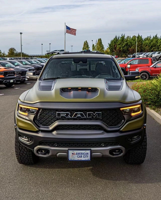 23款霸王龙6.2T天津港现车价格85万起