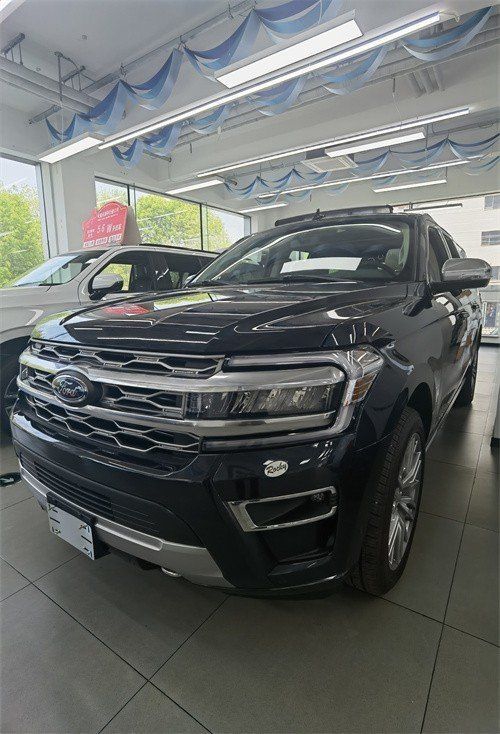 23款福特征服者现车放价大促 落地130万