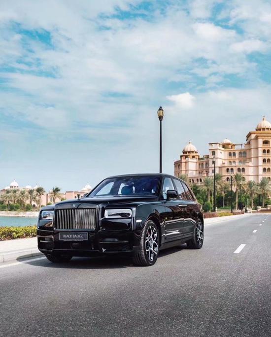 劳斯莱斯库里南BB版天津港提车优惠20万