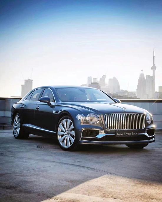 2020款宾利飞驰天津港现车价格最低多少