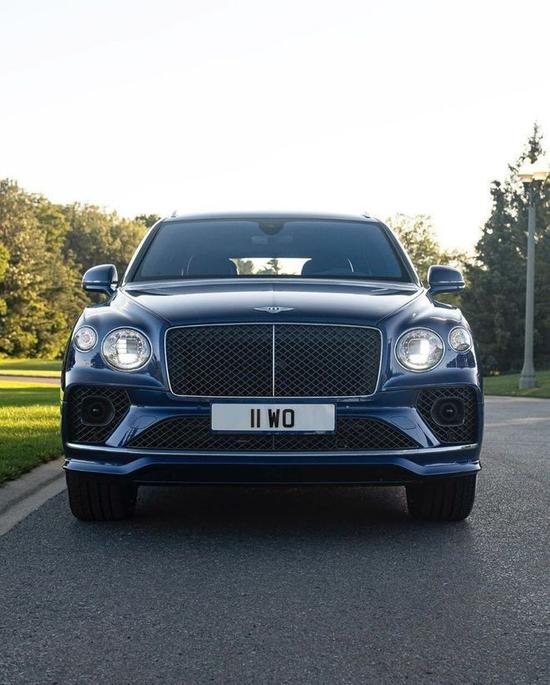 新款宾利添越 传统的延续在向经典致敬