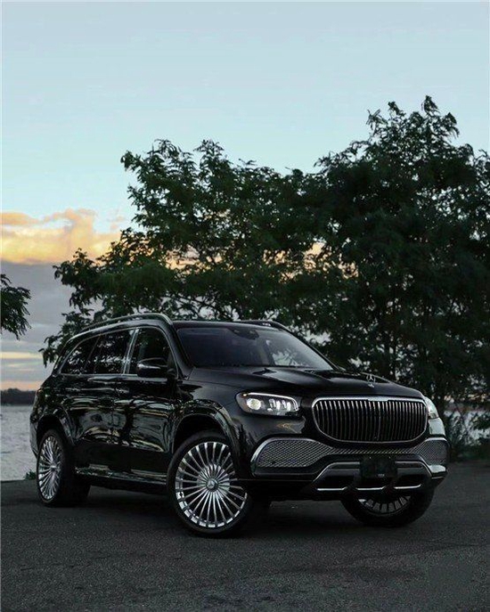 2023款迈巴赫GLS600美规黑黑含税最低价