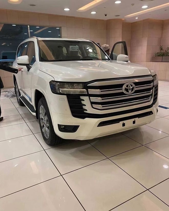 近期现车 22款丰田酷路泽3.5T揭秘底价