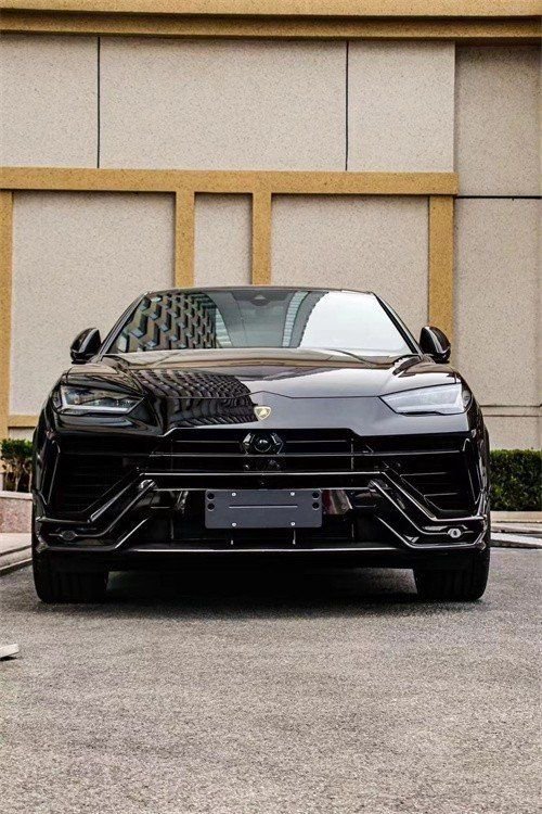 23款兰博基尼Urus含税价优首付仅需70万