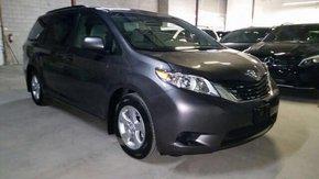 2016款丰田塞纳四驱 享豪华气派当天开票