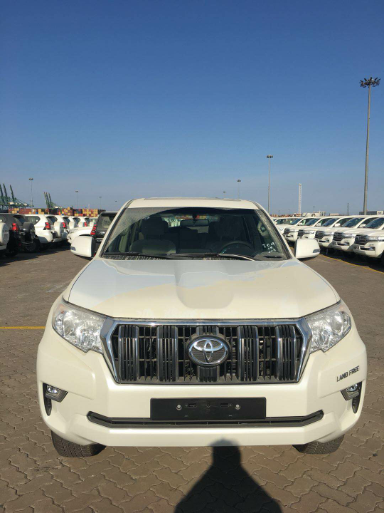 18款丰田普拉多2700 进口霸道报价触底