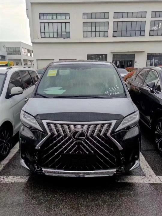 2020款雷克萨斯LM300h国六现车随时提车