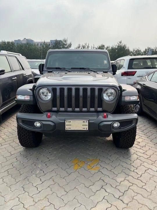 23款牧马人罗宾汉3.0柴油现车到店优惠