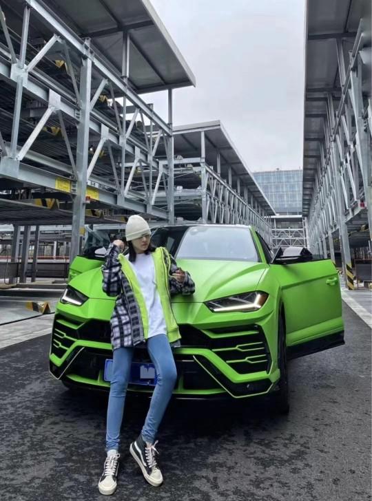 全新兰博基尼Urus现车即提战斗范儿十足