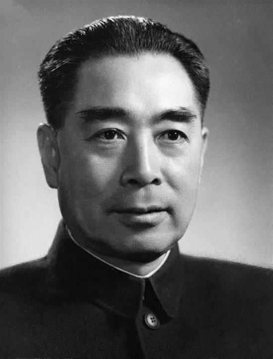 2019年1月8日,是周恩来总理逝世43周年的日子。