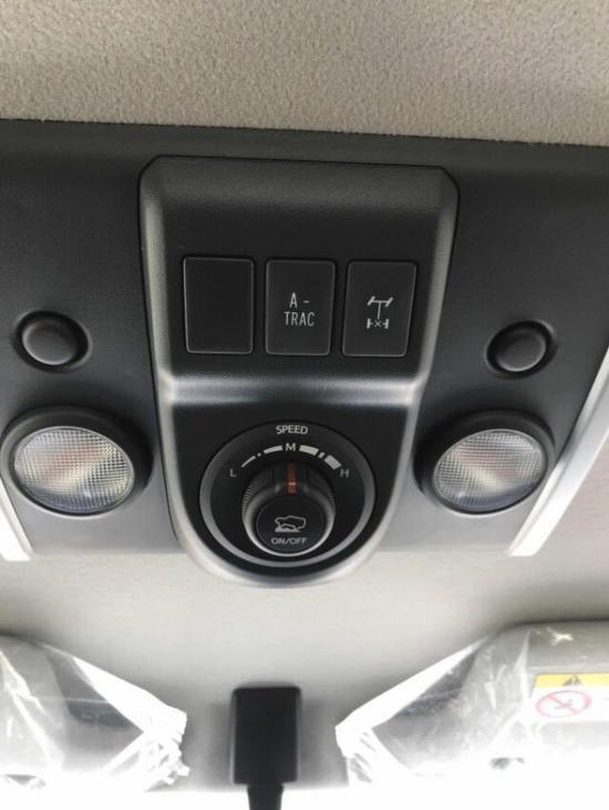 丰田酷路泽FJ个性之选爆底回馈震撼出场