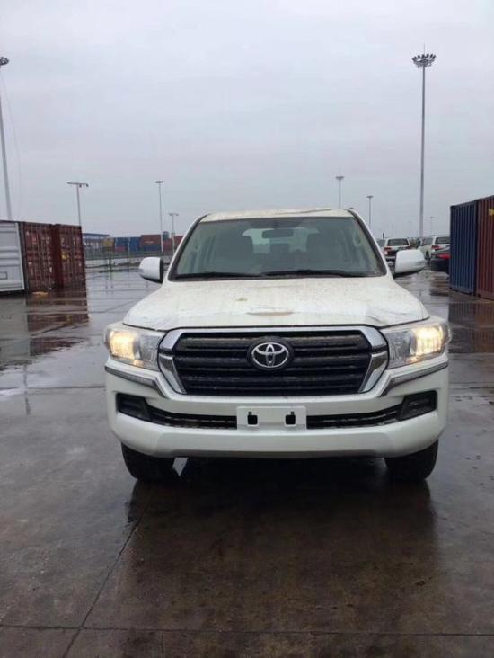 18款丰田酷路泽4000 天津港现车特惠促