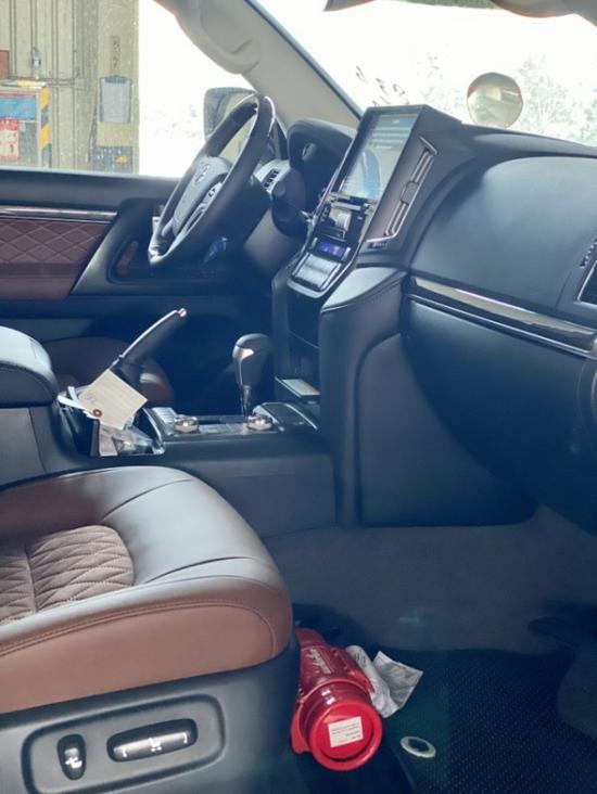 20款丰田酷路泽4000报价 港内现车69万起