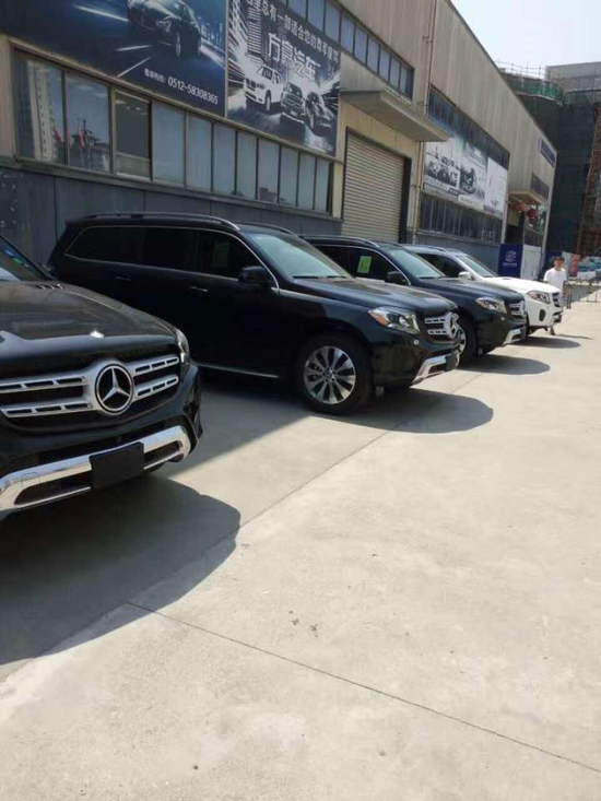 18款奔驰gls450美规版 现车多台限时发售