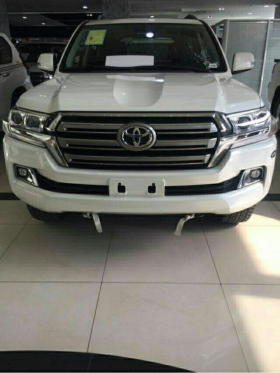 2018款丰田酷路泽4000爆降3万真情回馈