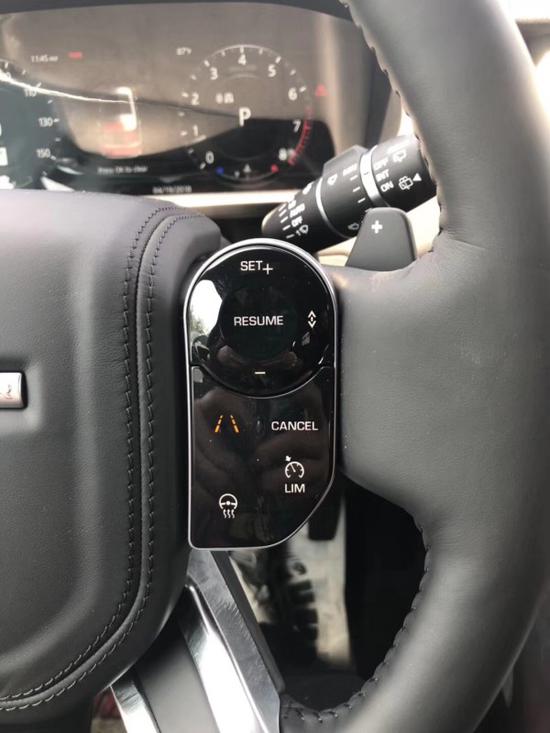 2018款平行进口路虎揽胜行政版分期贷款