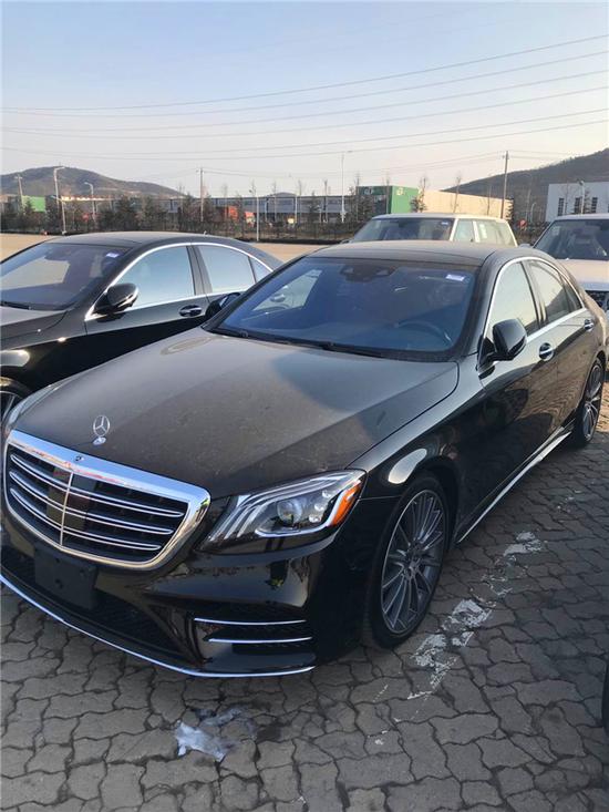 18款奔驰S级有哪些型号 S560配置解析