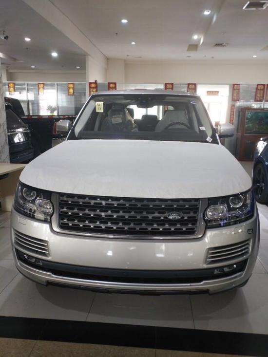 17款路虎揽胜行政HSE信仰金 价格大甩卖