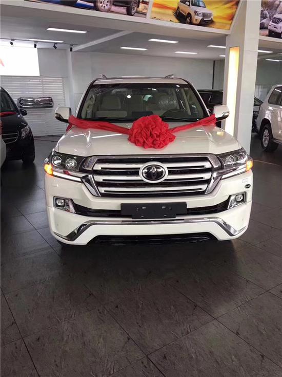 18款丰田酷路泽4000强悍SUV绝非浪得虚名