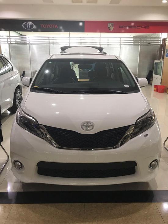 2017款丰田塞纳SE加版商务现车客户首选