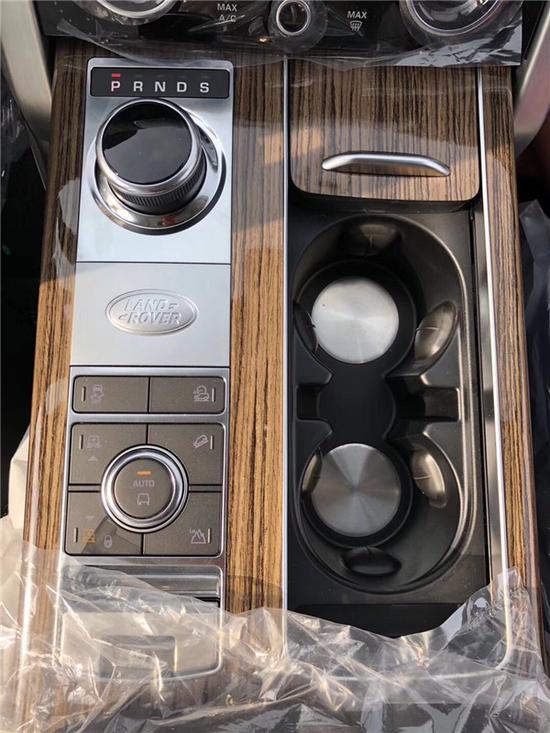 18款路虎揽胜3.0汽油版港口现车最新报价