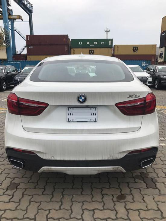 18款宝马X6百公里加速油耗 最低售价多少钱?