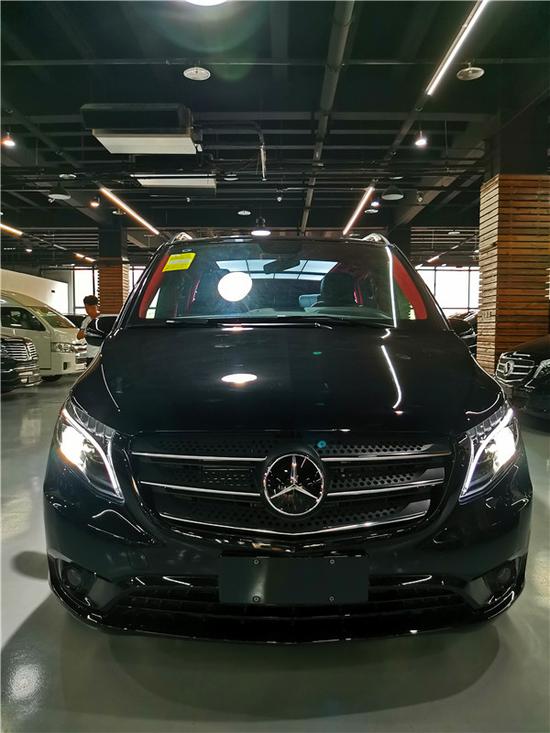 2019款奔驰威霆商务车津港现车报价行情