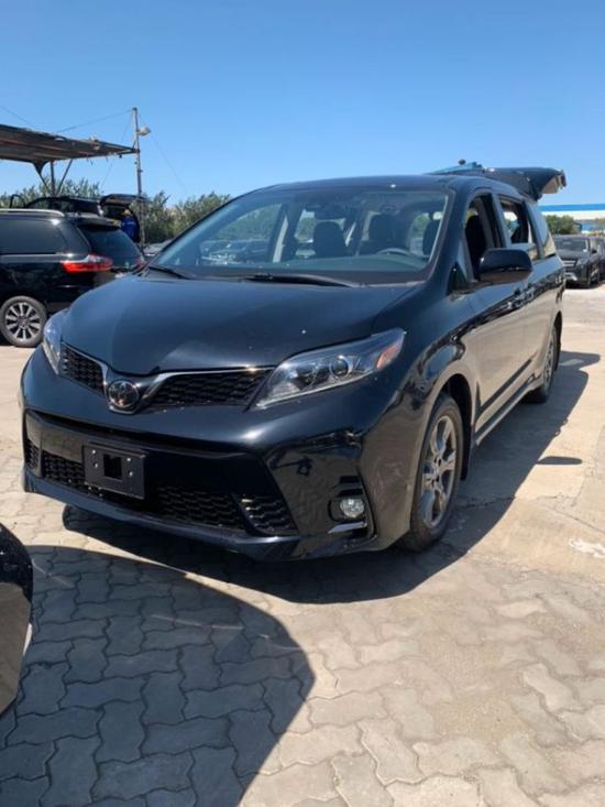 20款丰田塞纳四驱SE运动抄底惠民价