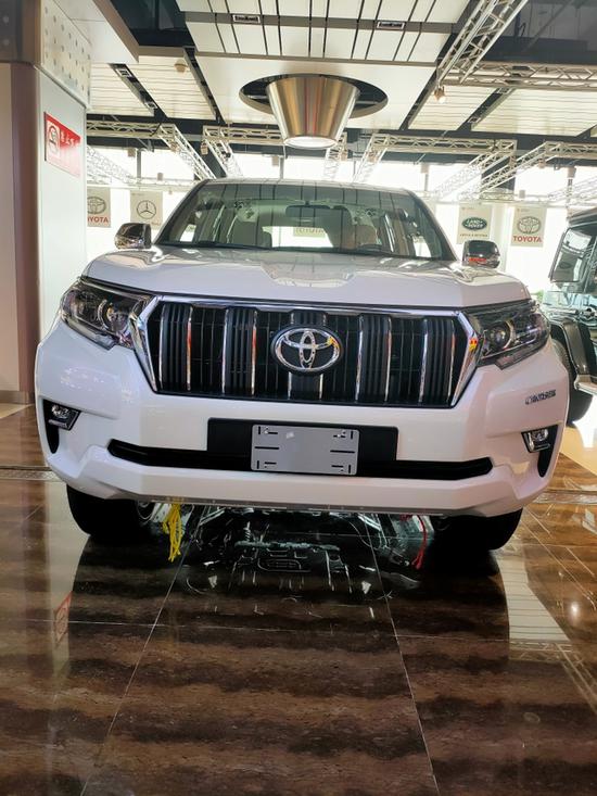 中东版丰田霸道2700特惠促销 特价改装